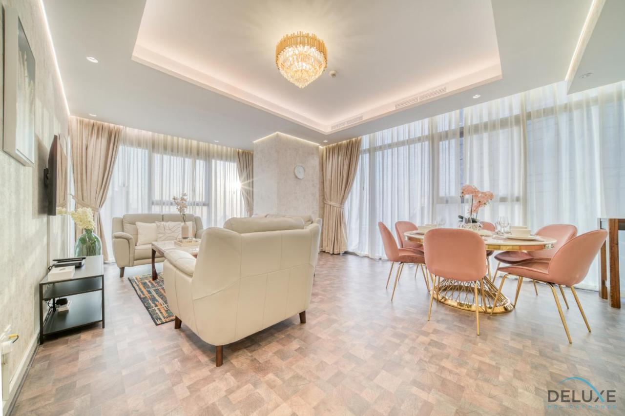 Classy 2br At Paramount Tower And Residences Business Bay By Deluxe Homes * Dubai