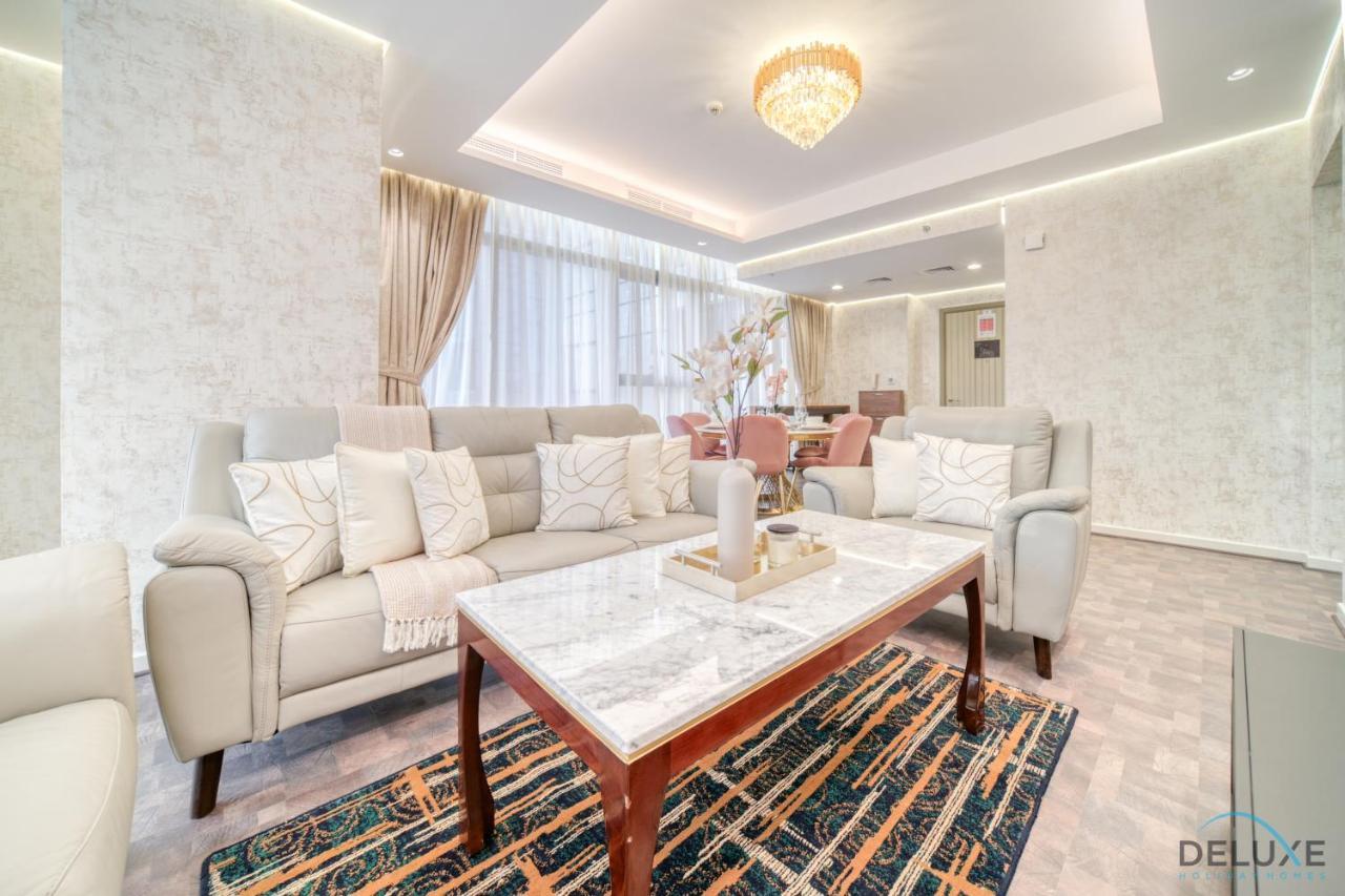 Classy 2br At Paramount Tower And Residences Business Bay By Deluxe Homes *