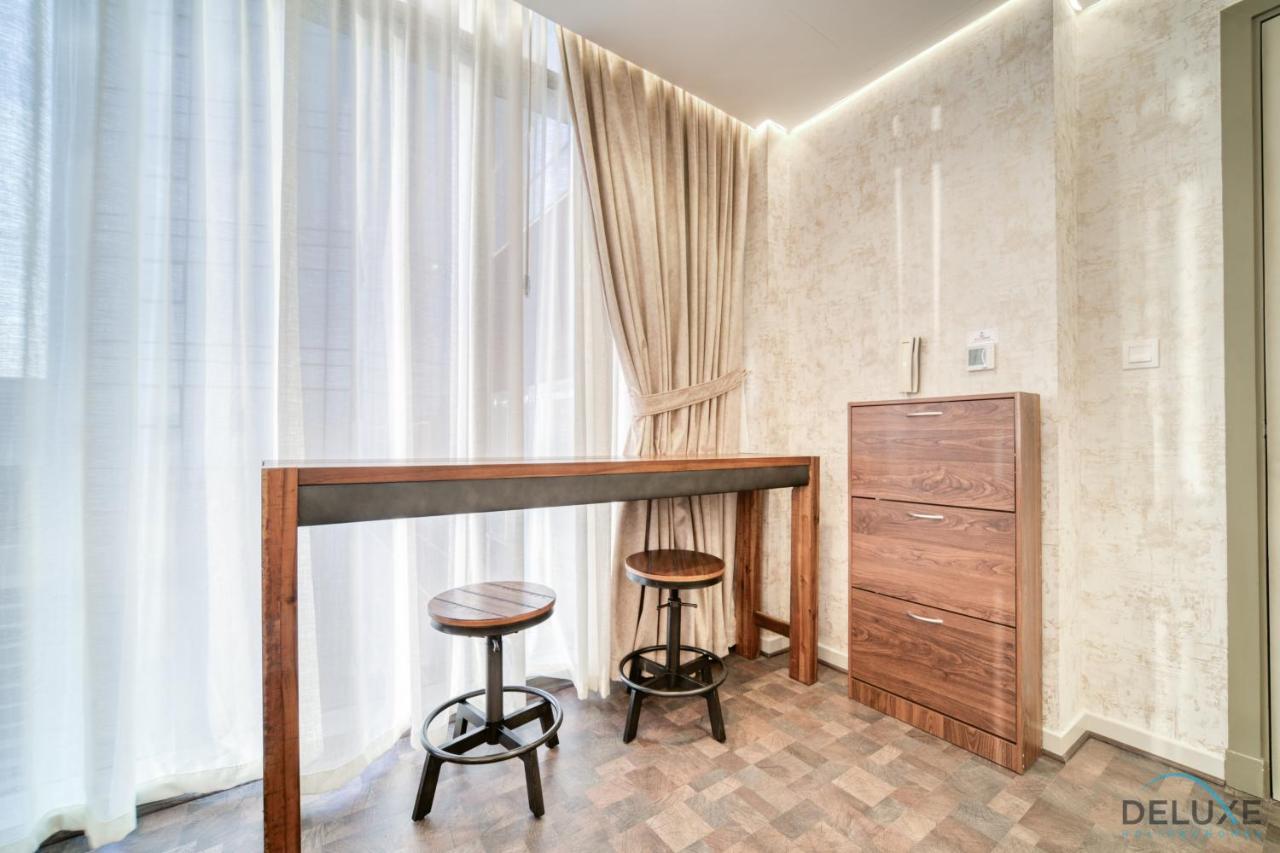 Classy 2br At Paramount Tower And Residences Business Bay By Deluxe Homes