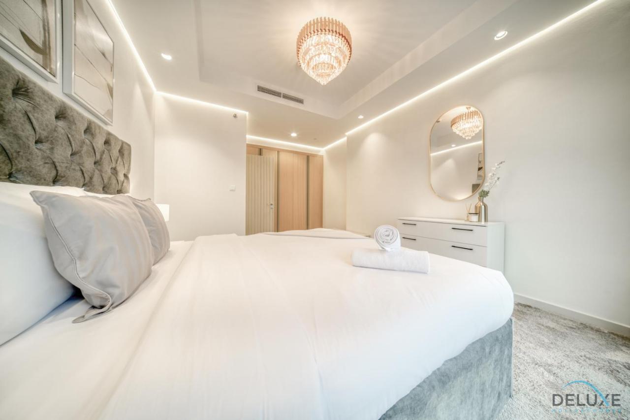 Classy 2br At Paramount Tower And Residences Business Bay By Deluxe Homes * Dubai